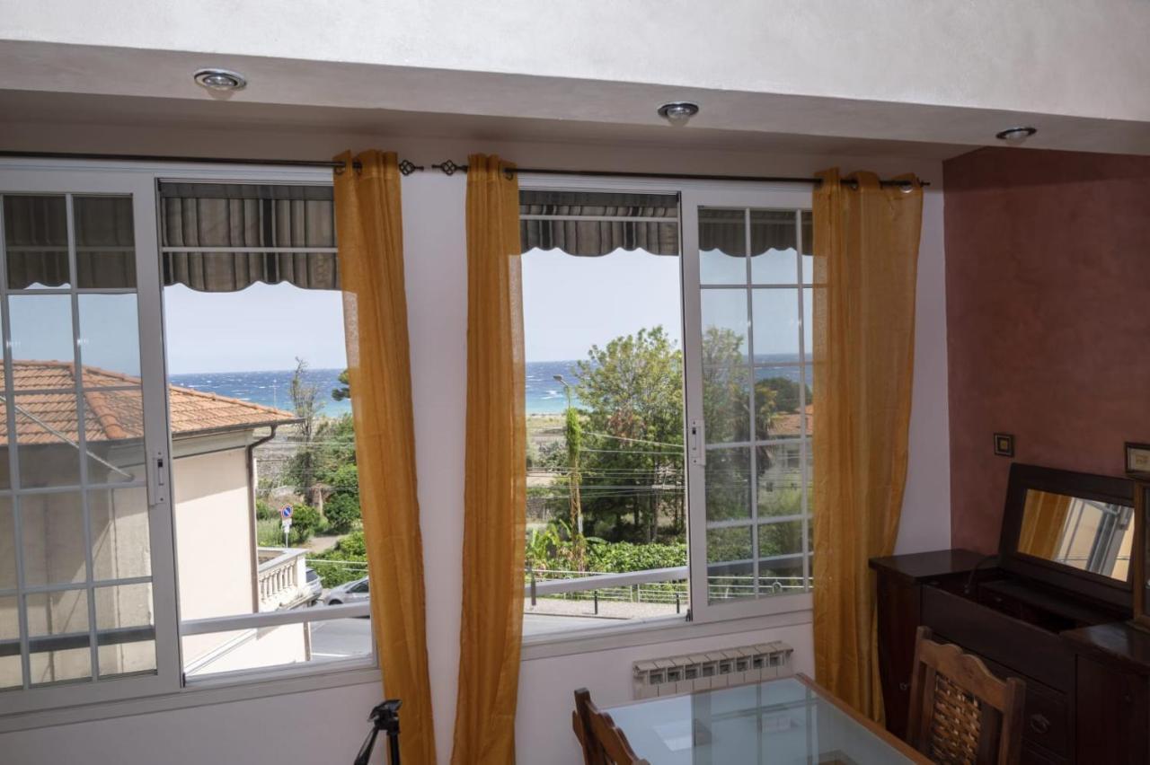 Casa Ambra Mare Apartment Bordighera Luaran gambar